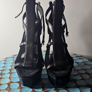 Gucci Platform Gladiator sandals